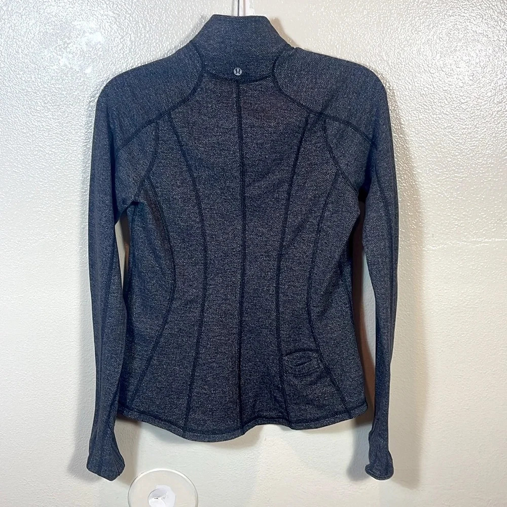 Lululemon Run: U-Turn Pullover Black / Heathered Coal size 8 - Picture 2 of 9